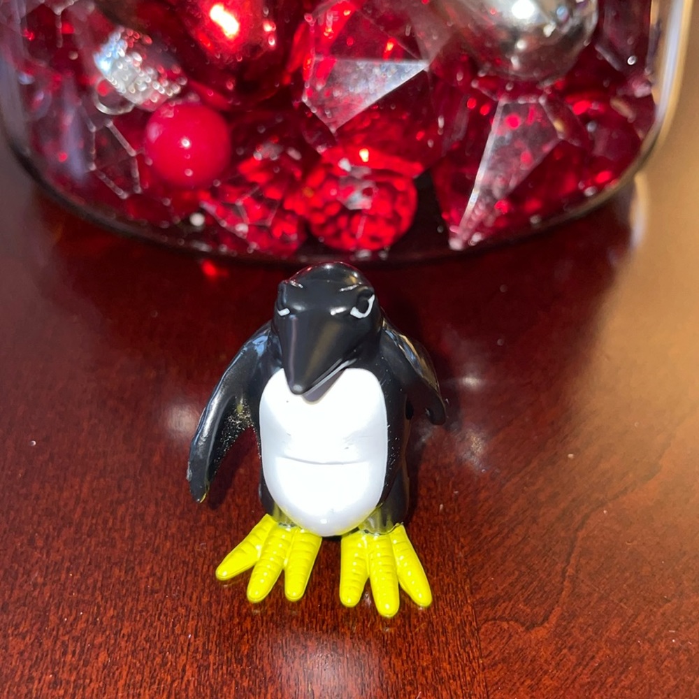 Rare Vintage Mini Wildlife Artic Penguin!